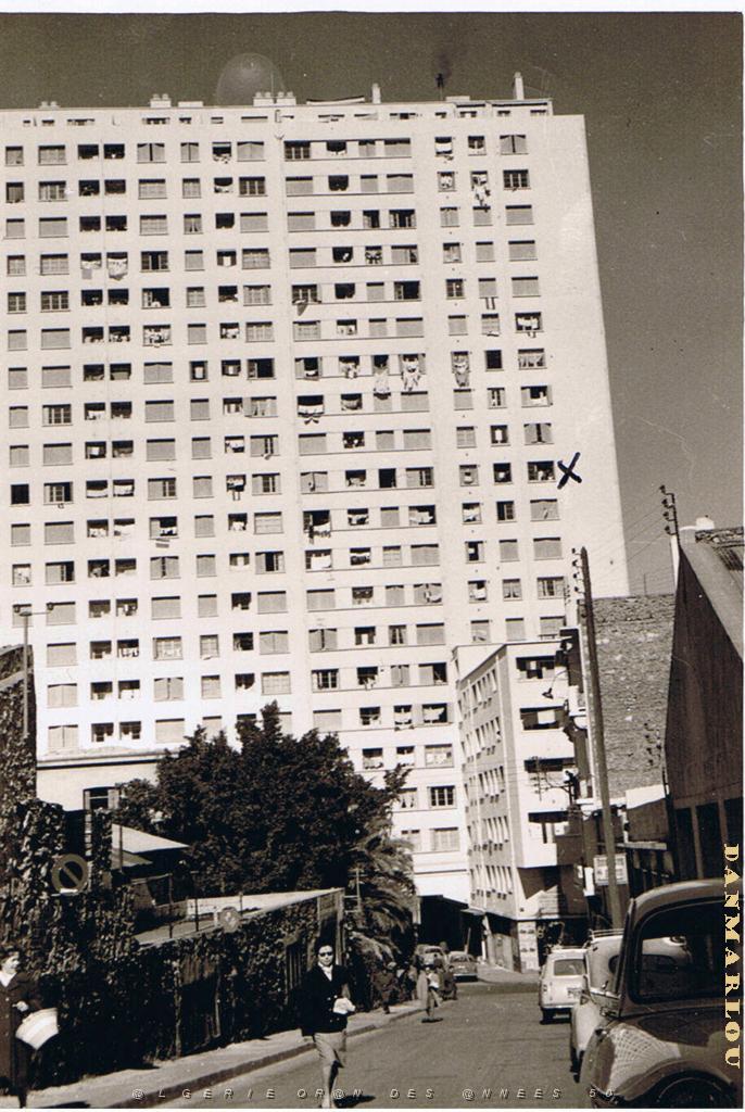 RESIDENCE PERRET 1962.JPG